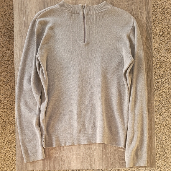 GAP Sweater - Picture 3 of 3